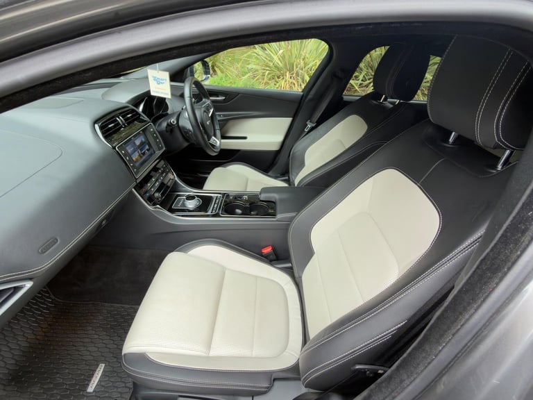 2016 Jaguar XE 2.0d R-Sport Auto Euro 6 (s/s) 4dr SALOON Diesel Automatic