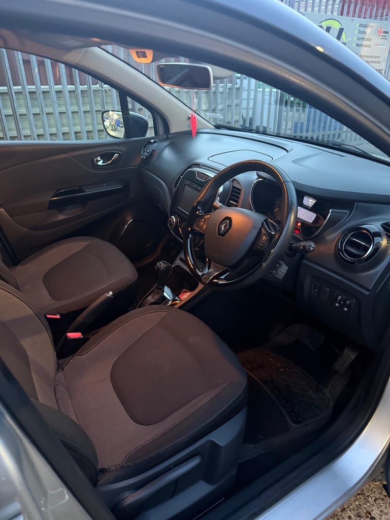 Renault, CAPTUR, Hatchback, 2014, Semi-Auto, 1197 (cc), 5 doors