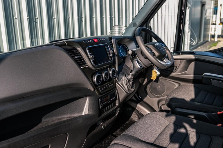 2025 BRAND NEW IVECO DOUBLE CAB TILT AND SLIDE RECOVERY TRUCK CAR TRANSPORTER