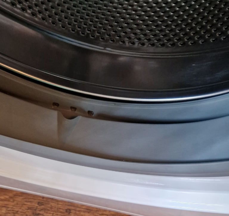 Washing machine Indesit Push&Go 8kg 1400rpm, like NEW