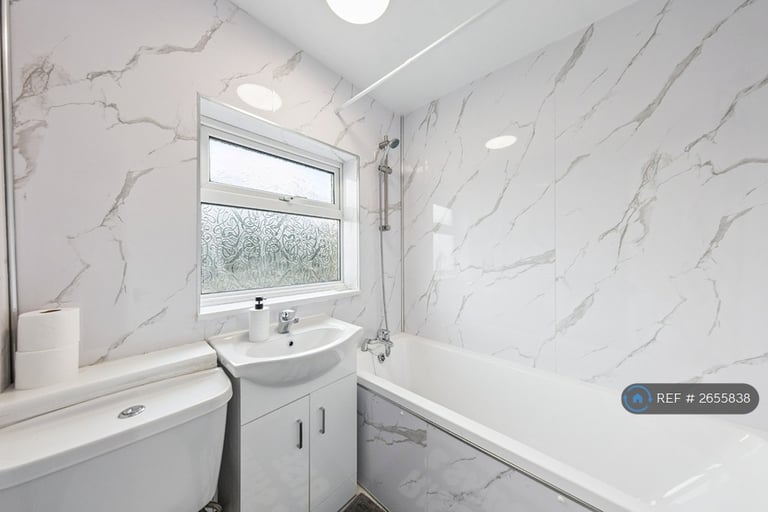 3 bedroom house in Brempsons, Basildon, SS14 (3 bed) (#2655838)