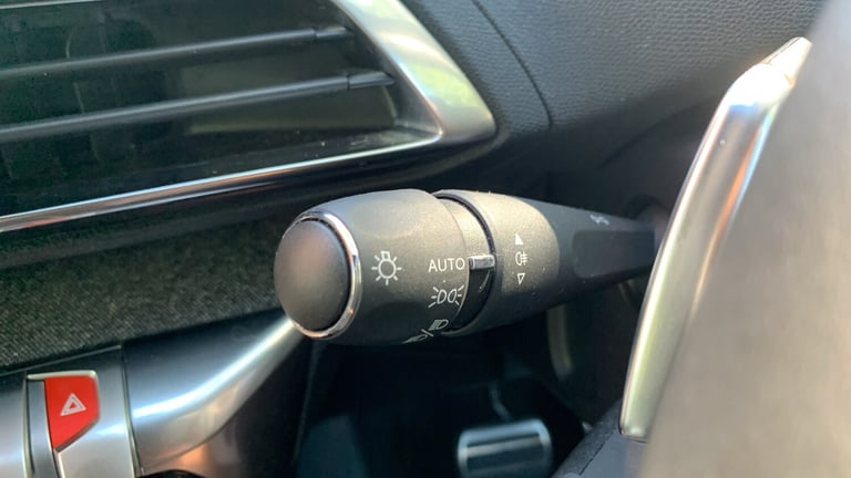 2024 Peugeot 3008 1.6 12.4kWh Allure SUV 5dr Petrol Plug-in Hybrid e-EAT Euro 6 (s/s) (180 ps SUV...