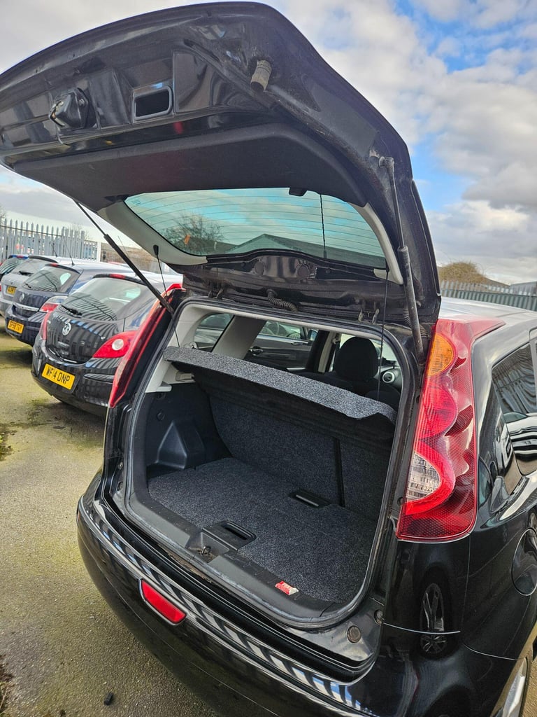 NISSAN NOTE 1.4 16V n-tec 2010