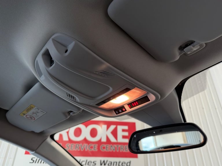 2018 Vauxhall Grandland X 1.2 Turbo SE Euro 6 (s/s) 5dr HATCHBACK Petrol Manual