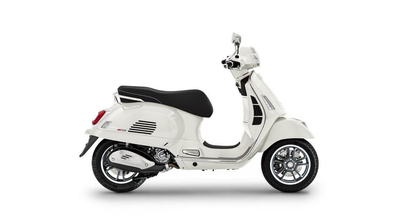 Piaggio Vespa GTS SUPER 310 E5+