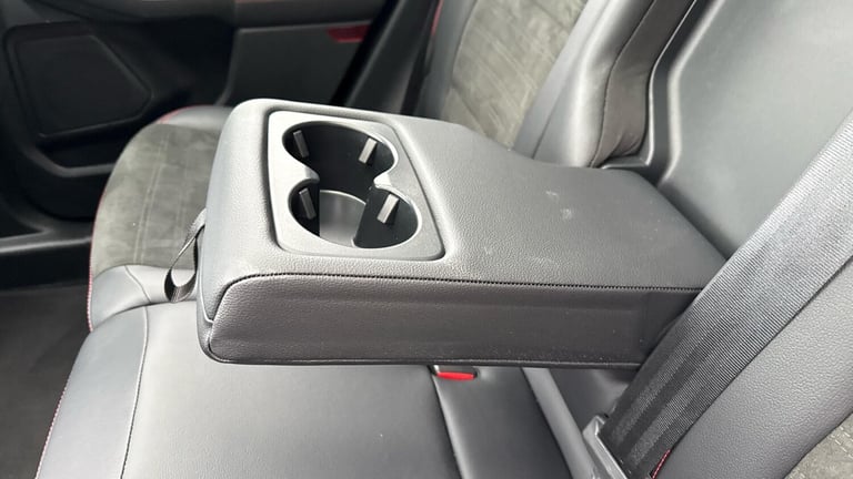  Ford Kuga 2.5 Duratec 14.4kWh ST-Line X Edition SUV 5dr Petrol Plug-in Hybrid CVT Eur Petrol/Ele...