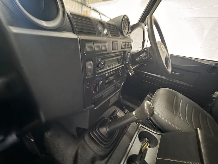 2008 Land Rover Defender Hard Top TDCi PANEL VAN Diesel Manual