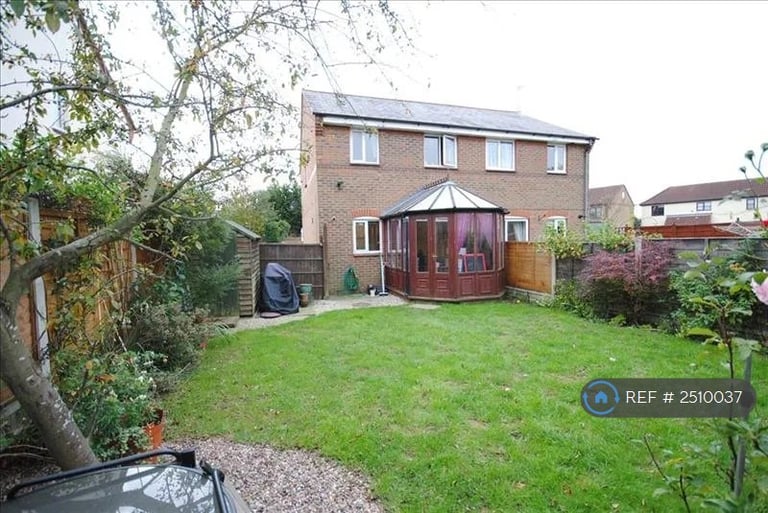 3 bedroom house in Hallcroft Chase, Highwoods, Colchester, CO4 (3 bed) (#2510037)