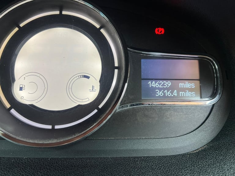 2013 Renault Megane 1.5 dCi Knight Edition Euro 5 (s/s) 5dr HATCHBACK Diesel Manual