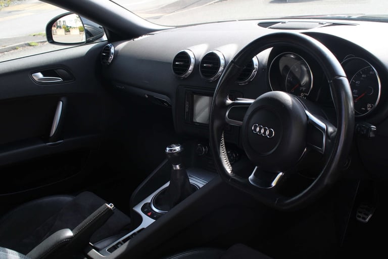 2009 Audi TT 2.0 TT Quattro TDI 4WD 2dr Convertible Diesel Manual