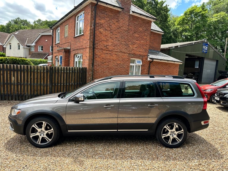 2012 Volvo XC70 2.4 D3 SE Lux Geartronic AWD Euro 5 5dr ESTATE Diesel Automatic