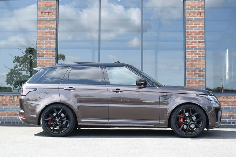 2021 62 LAND ROVER RANGE ROVER SPORT 5.0 P575 V8 SVR CARBON EDITION SUV 5DR PETR