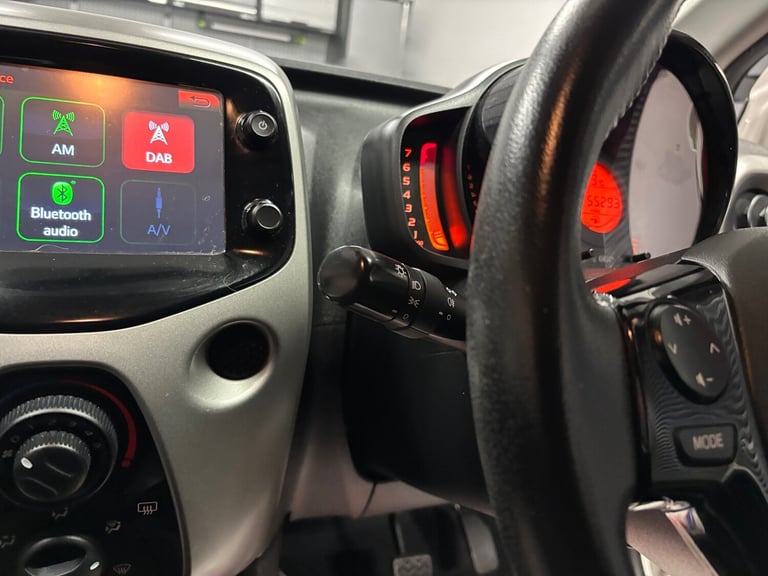 2018 Toyota AYGO 1.0 VVT-i X-Play 5dr HATCHBACK Petrol Manual