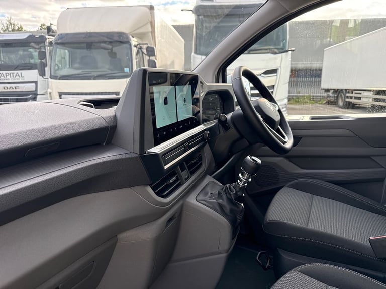  Volkswagen Transporter Panel Van 2.0 Tdi T32 Commerce Plus Panel Van 5dr