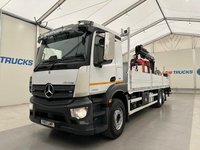 image for Mercedes Actros 2532 6x2 Rear Lift Brick Grab