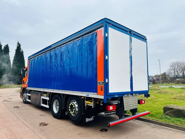 2023 (23) IVECO S-WAY 400 CNG 6X2 REAR LIFT STEER AXLE CURTAINSIDERS