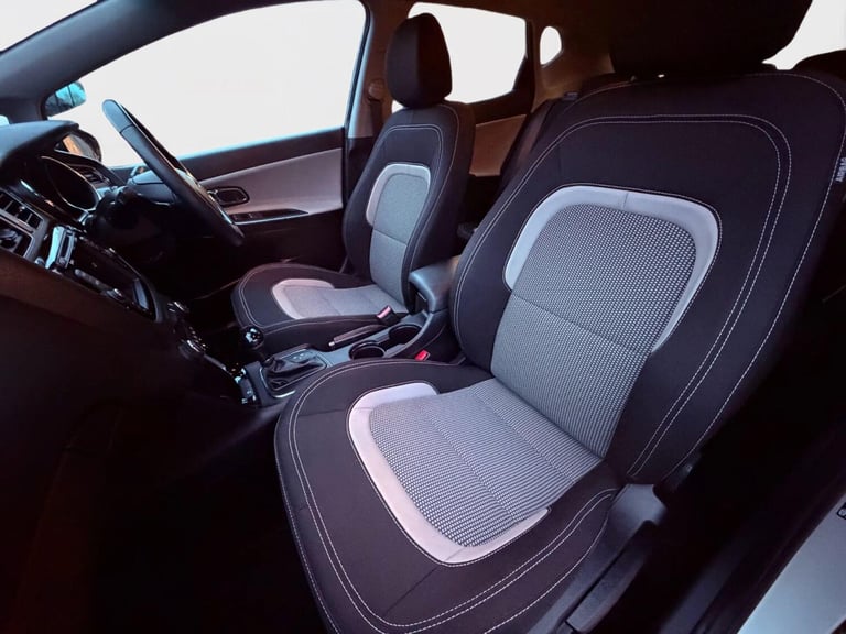 2015 Kia Ceed 1.6 GDi 3 DCT Euro 5 5dr HATCHBACK Petrol Automatic