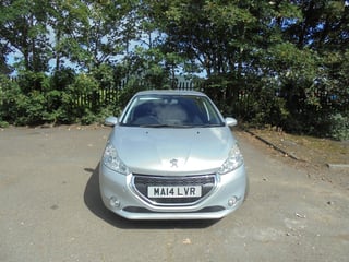 63 PEUGEOT 208 ACTIVE 1.2.5 DOOR HATCHBACK,MOT NOV 025,2 KEYS,20 YEAR ROAD TAX,ULEZ COMPLIANCE
