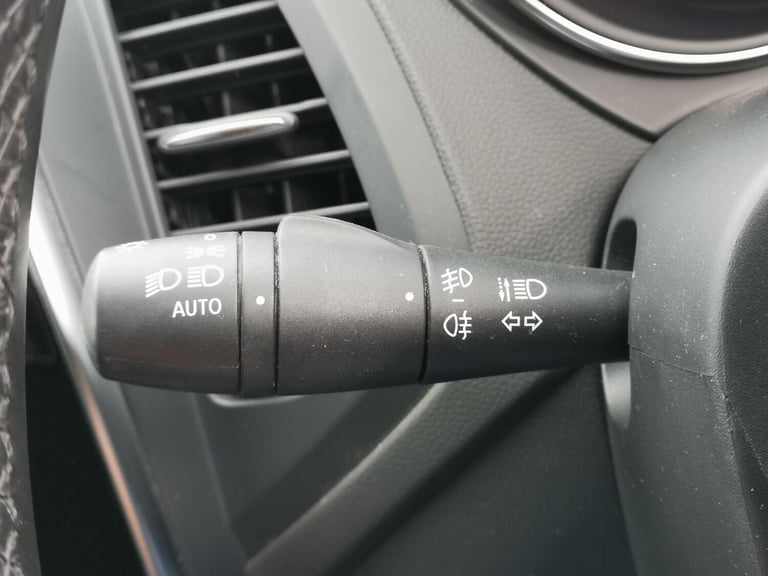 2017 Renault Captur 1.5 dCi ENERGY Dynamique S Nav Euro 6 (s/s) 5dr HATCHBACK Diesel Manual