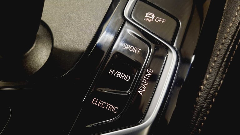 2022 BMW 5 Series 530e xDrive M Sport 4dr Auto Saloon Plug-In Hy Automatic