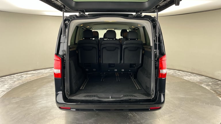 2022 Mercedes-Benz Vito 2.0 114 CDI SELECT Tourer Double Cab 5dr Diesel G-Tronic RWD L3 Euro 6 (s...