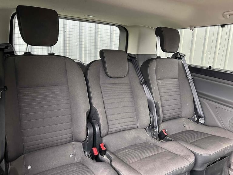2018 Ford Tourneo Custom 2.0 EcoBlue 130ps Low Roof 8 Seater Titanium MPV DIESEL Manual