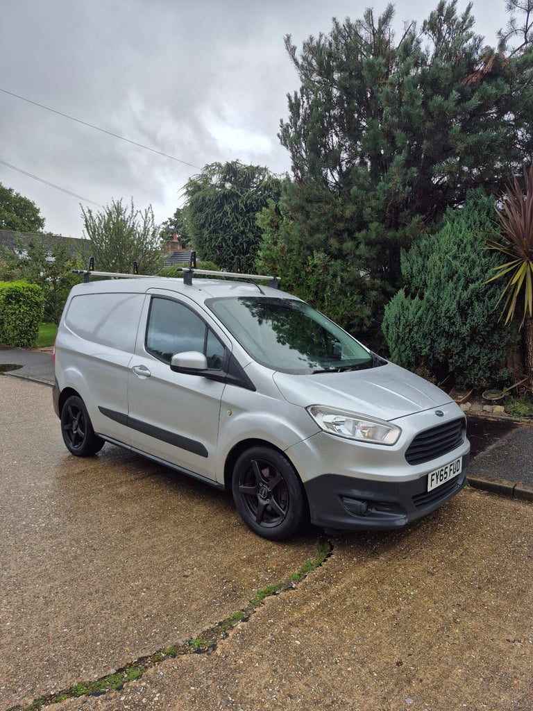 Ford, TRANSIT COURIER, Panel Van, 2015, Manual, 1562 (cc)