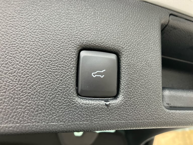 2024 Ford Kuga 1.5 EcoBoost 150 Titanium Edition 5dr 5 Door PETROL Manual