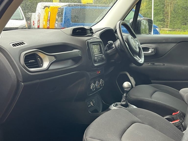 2017 Jeep Renegade 1.6 E-torQ Longitude 5dr ESTATE PETROL Manual