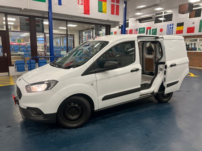 2022 Ford Transit Courier TREND 1.5TDCI 100PS VAN (EURO 6) PANEL VAN Diesel Manual