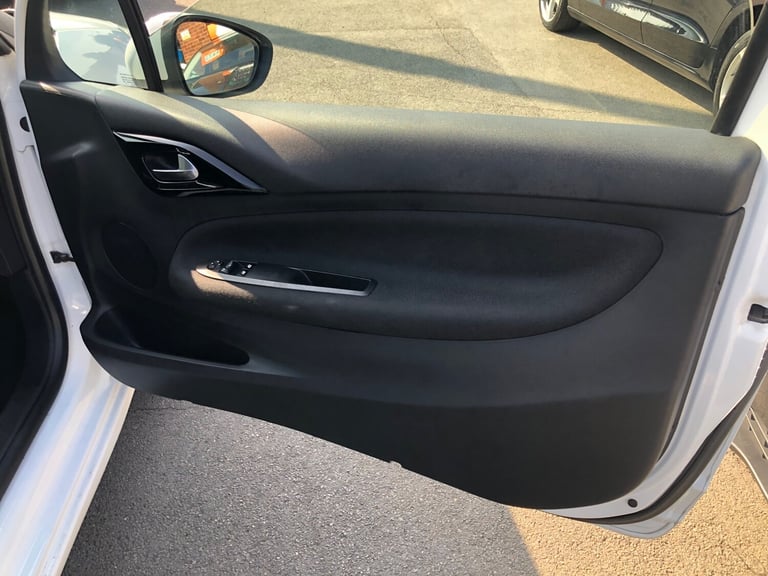 2015 DS DS 3 1.2 PureTech 110 DStyle Nav 3dr Petrol