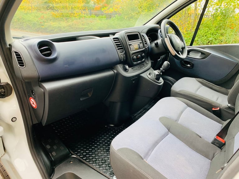 2014 1.6 CDTI EX BT VAUXHALL VIVARO VAN LOW 113000 MILES MOT till 8/2026 TRAFIC NV300 NO VAT