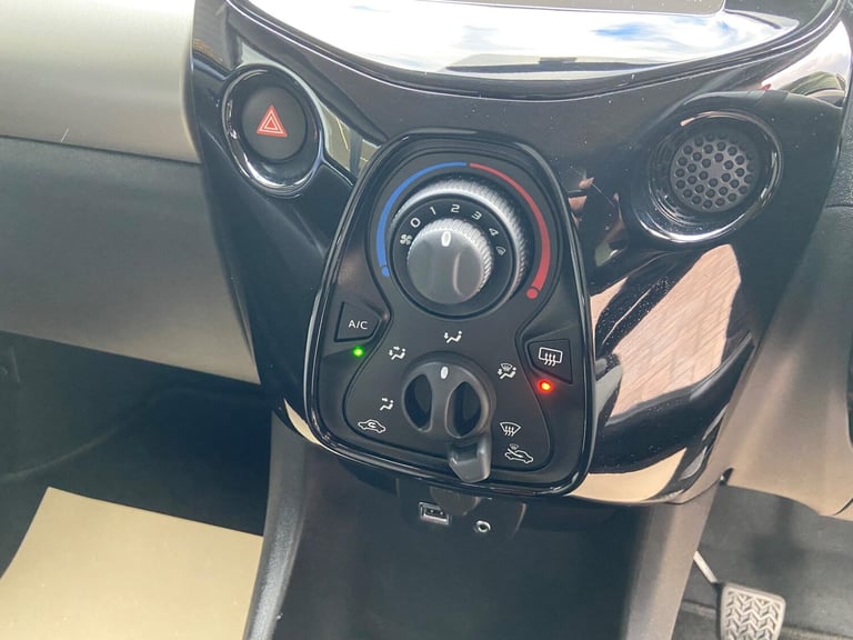 2018 Citroen C1 1.2 PureTech Flair Euro 6 3dr HATCHBACK Petrol Manual