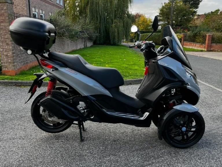 2020 PIAGGIO MP3 HPE SPORT TRICYCLE FULL MOT ONLY 2500 MILES FROM NEW! LOVELY!