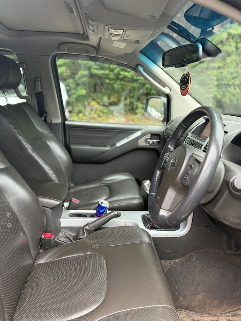 NISSAN NAVARA TEKNA DCI 2.5 DOUBLE CAB PICK UP