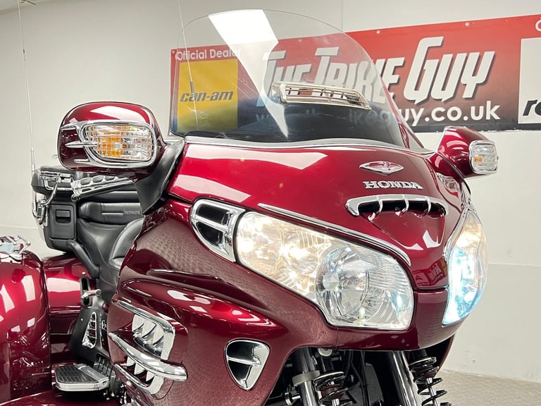 2005 HONDA GL 1800 GOLDWING EML XGT TRIKE