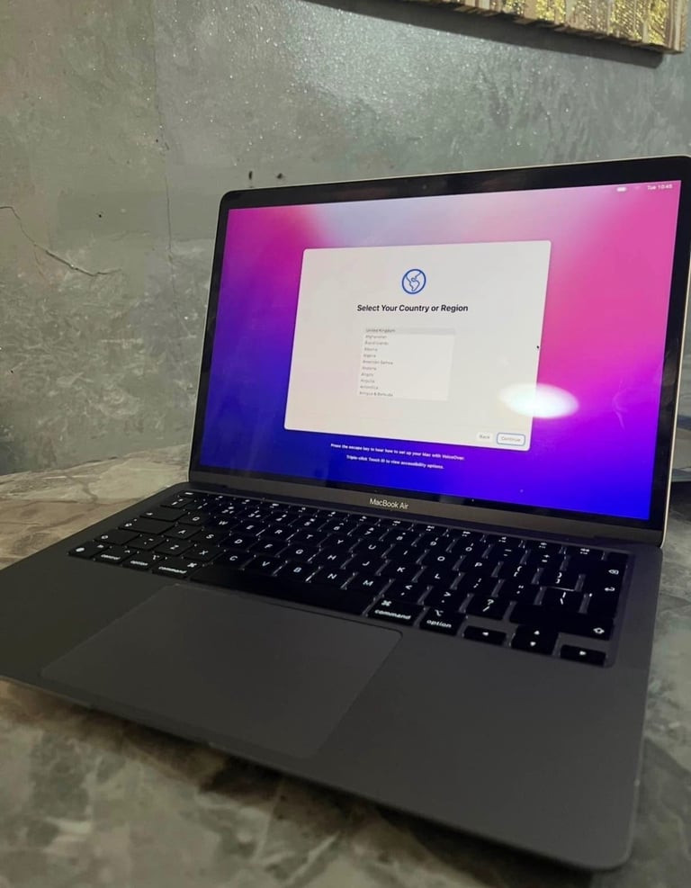 Macbook Air 2022 M2 16GB Swap for Gaming Laptop