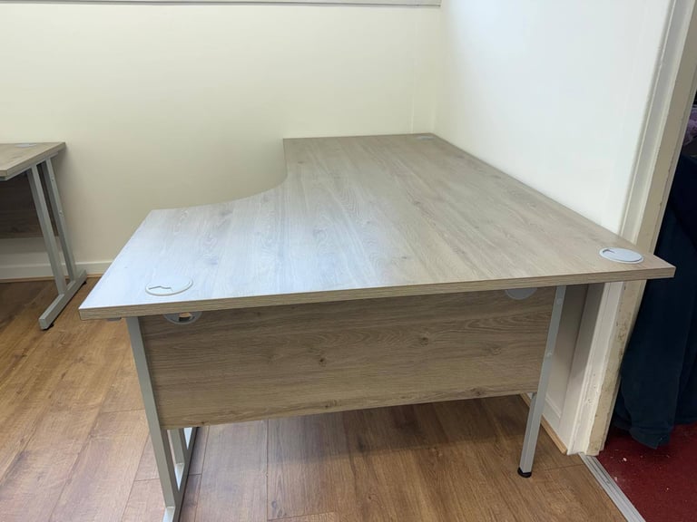 InterAct Ergonomic Cantilever Corner Office Desk