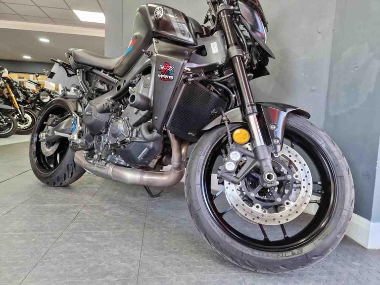 2024 Yamaha MT-09 (MTN890)
