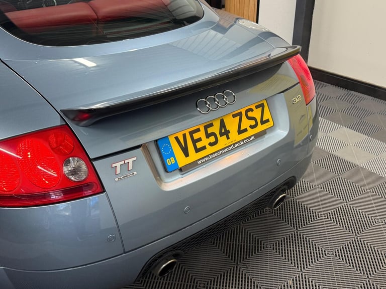 2005 Audi TT 3.2 V6 DSG quattro 2dr COUPE Petrol Automatic