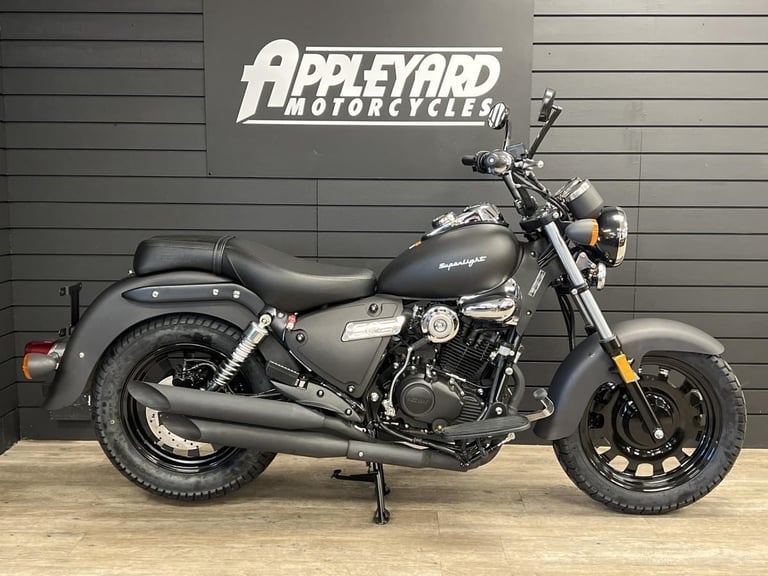 Keeway Superlight 125cc LTD Custom Cruiser Chopper Retro Classic Motorcycle