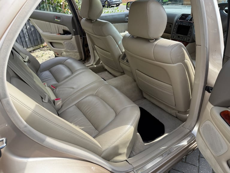 Lexus, LS400 1UZ-FE V8 1997 (JAPANESE ROLLS ROYCE!)