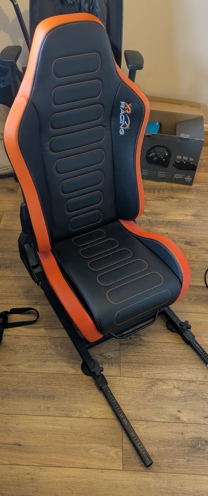 Xrocker racing seat and Logitech G920