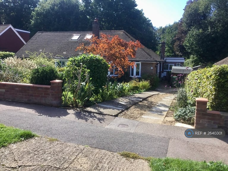 3 bedroom house in Cavendish Drive, Tunbridge Wells, TN2 (3 bed) (#2640301)