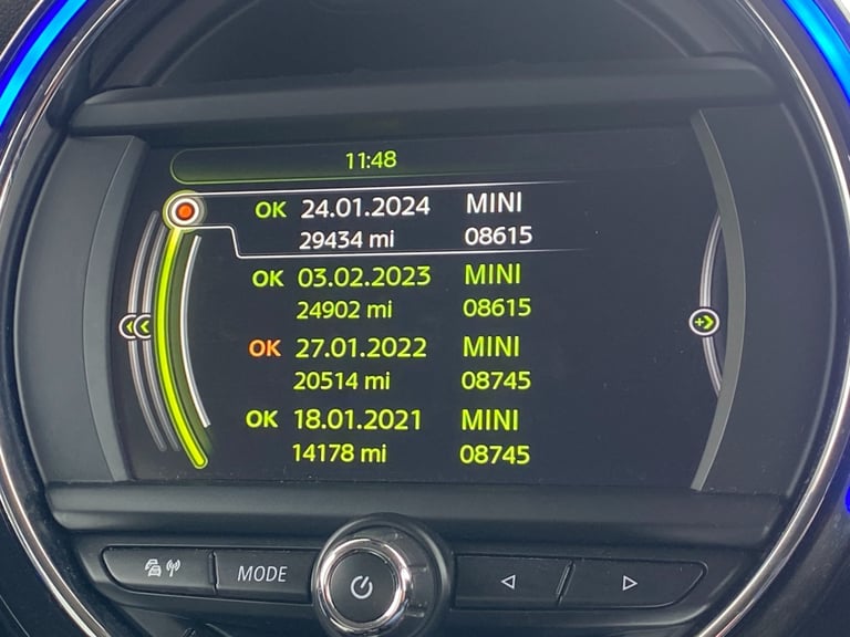 2017 MINI Hatch 2.0 Cooper S 3dr - Sat Nav &amp; Parking Sensors &amp; Chili Pack HATCHBACK Petro...