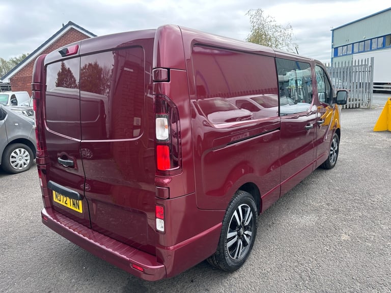 2023 Renault Trafic 2.0 dCi Blue LL30 Sport+ Crew Van Double Cab 150ps