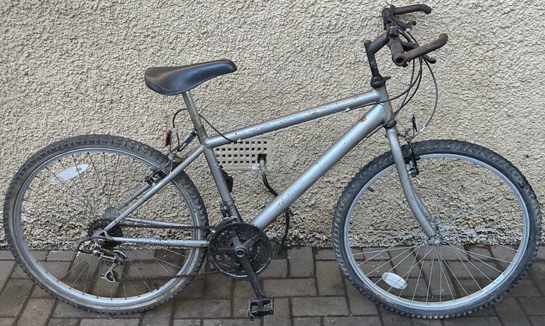 image for Bike/Bicycle.GENTS RALEIGH “ MAX “ SMALL FRAME MOUNTAIN BIKE 