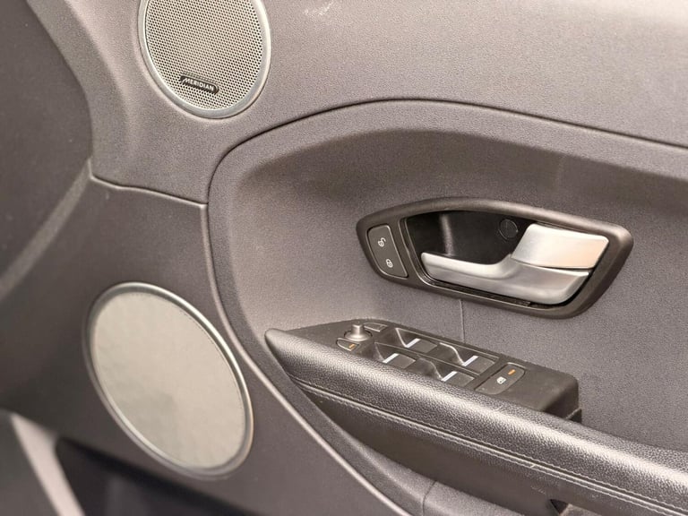 2015 Land Rover Range Rover Evoque 2.2 SD4 Pure 5dr Auto [9] [Tech Pack] ESTATE Diesel Automatic