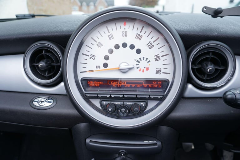 2013 MINI Convertible 1.6 Cooper 2dr CONVERTIBLE PETROL Manual