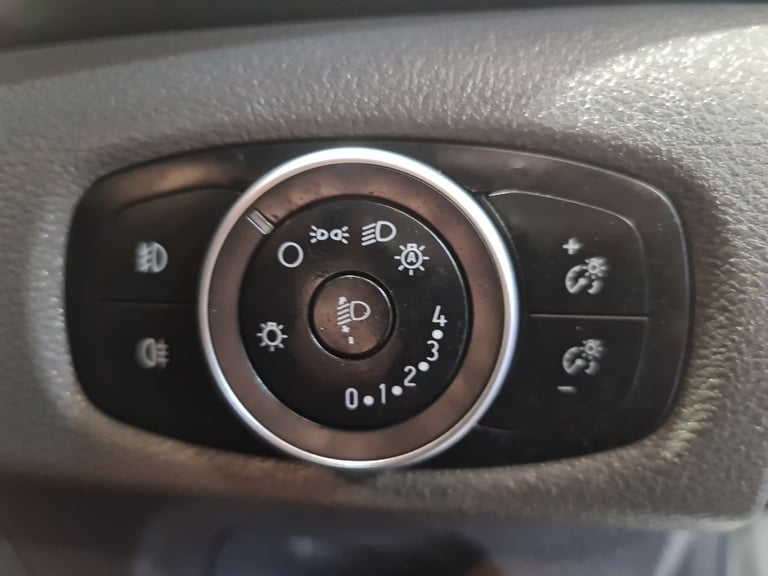 2023 Ford Transit Custom 2.0 300 ECOBLUE LIMITED L2 H1 130 BHP LWB Panel Van Diesel Manual